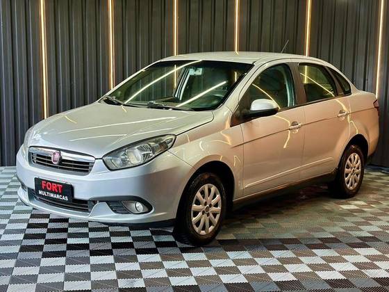 FIAT GRAND SIENA 1.4 MPI ATTRACTIVE 8V FLEX 4P MANUAL FIAT GRAND SIENA 1.4 MPI ATTRACTIVE 8V FLEX 4P MANUAL